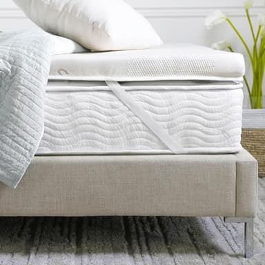 Saatva High-Density Foam Mattress Topper - 1.5” Layer of High-Density Foam - Contouring Comfort with Medium Firmness - Queen