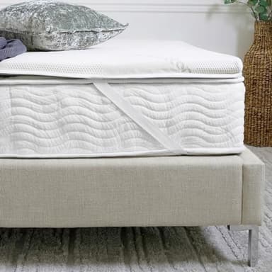 Saatva Natural Latex Mattress Topper - 1.5” Layer of Natural Latex Foam - Breathable Comfort & Durable, Responsive Support - King
